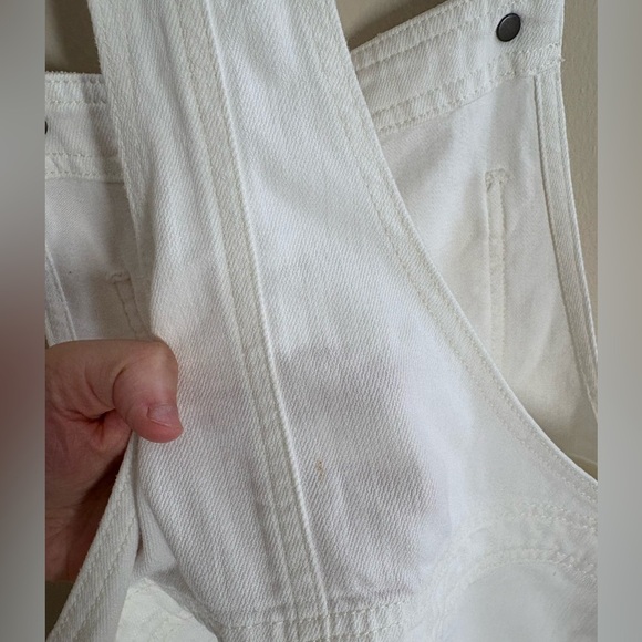 Aerie - Picture 3 of 3